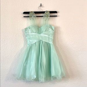 Mint Green Windsor Mini Tulle Prom Formal Dress
